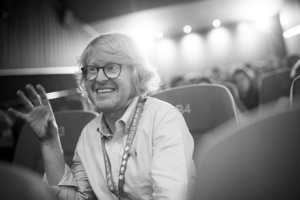 El montajista, realizador y archivista español Juan Soto comparte sus experiencias en el marco del Festival, y a la vez funge como jurado de la Competencia nacional de cortometraje.